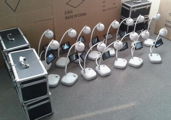 손 팔 다리를 위한 3.5Inch 스크린을 가진 고해상 800X480 테이블 유형 정맥 거주 장치